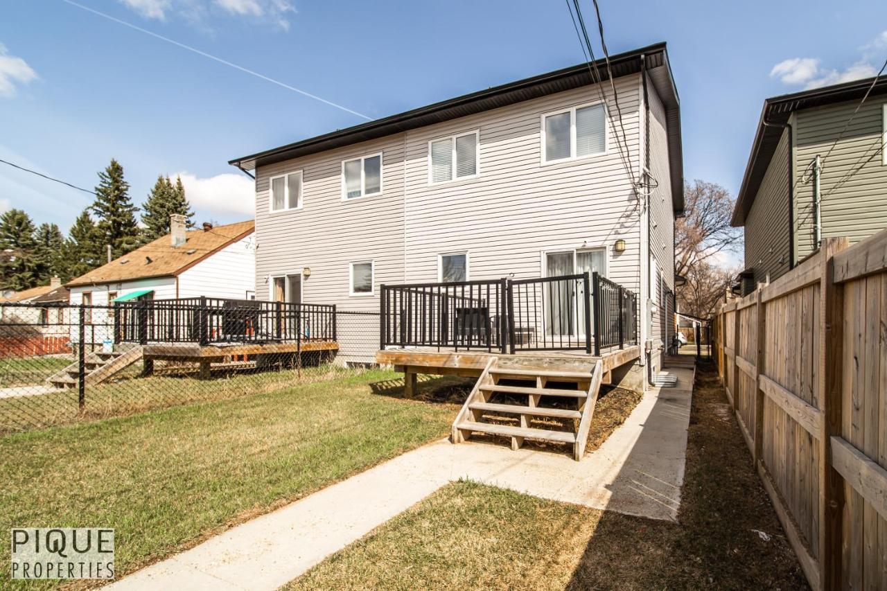 Vibrant Modern Oasis - Free Parking, Netflix, Fast Wi-Fi - Long Stays Welcome Edmonton Exterior photo